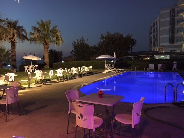 Art Beach Hotel Гюзельчамли Экстерьер фото